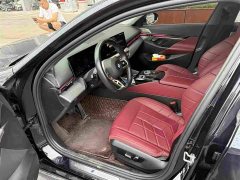 BMW 5 Series 530Li Leading M Sports Package - фото 3