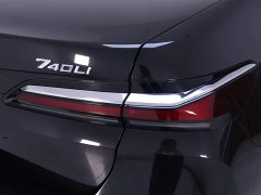 BMW 7 Series 2023 735Li Luxury Line - фото 9