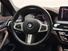 BMW 5 Series facelift 530Li leading M sports package - фото 12