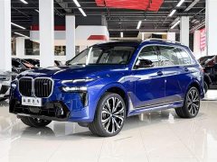 BMW X7 M60i 2023 xDrive M60i - фото 1