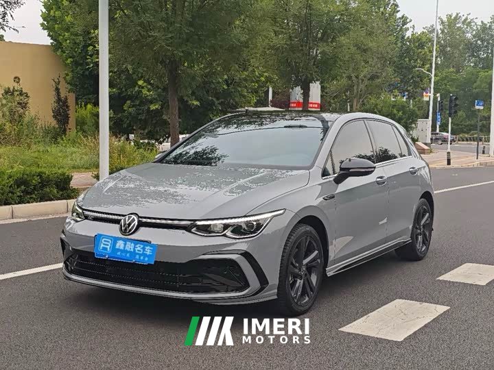 Volkswagen Golf 280TSI DSG R-Line Lite - автомобиль из Китая