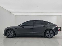 Tesla Model 3 2022 rear-wheel drive version - фото 9