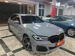 BMW 5 Series 530Li Leading M Sports Package - фото 2