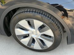 Tesla Model Y rear-wheel drive version - фото 4