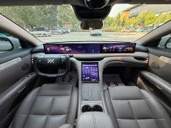 Li Auto Zhiji L6 Ultra - фото 14