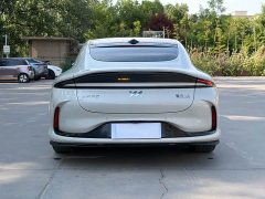 Li Auto Zhiji L6 Ultra - фото 4