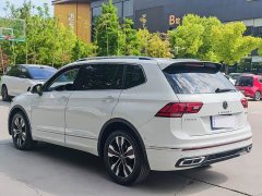 Volkswagen Tiguan L 330TSI automatic two-wheel drive R-Line version - фото 4
