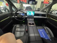Lynk & Co Hycan V09 2023 Zunrong Edition 620 - фото 6
