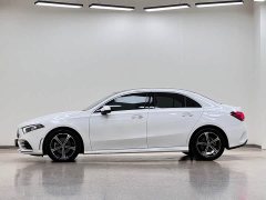 Mercedes-Benz A-Class Facelift Three A 200 L Sports Sedan Fashionable - фото 4