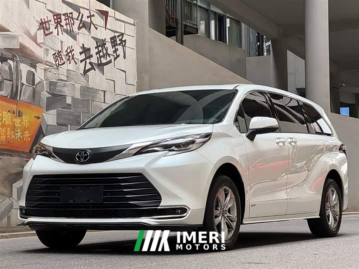Toyota SIENNA 2.5L Hybrid Comfort Edition - автомобиль из Китая