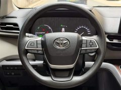 Toyota SIENNA 2.5L Hybrid Comfort Edition - фото 12