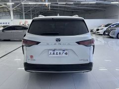 Toyota Sienna 2.5L Hybrid Limited - фото 5