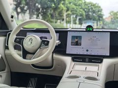 AITO Wenjie M8 pure electric Max six-seat long-range version (192-line lidar) - фото 13