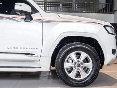 Toyota Land Cruiser (imported) 2024 3.5T Middle East version - фото 5