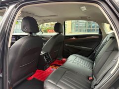 Volkswagen Passat 280TSI Business Edition - фото 8