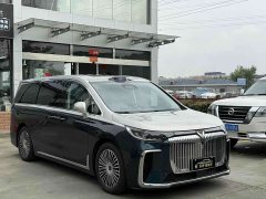VOYAH Dream 2025 PHEV 4WD Flagship Qiankun Edition - фото 2