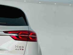 Hongqi HS5 Facelift 2.0T Intelligent Flagship Edition - фото 11