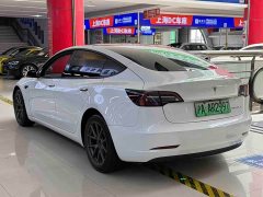 Tesla Model 3 rear-wheel drive version - фото 7