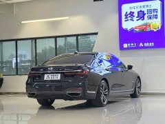 BMW 7 Series 730Li M Sports Package - фото 16