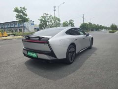 Xpeng P7 702 Long Battery Life Ultra - фото 9