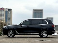 BMW X7 xDrive40i Luxury Package - фото 3
