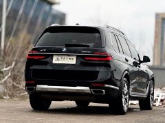 BMW X7 xDrive40i Luxury Package - фото 4