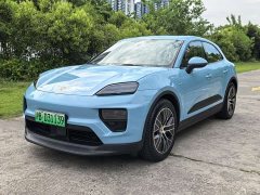 Porsche 2024 Porsche Macan Electric Long Range - фото 1