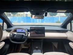 Lynk & Co Z20 430km RWD Pro - фото 6