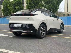 Lynk & Co Z20 430km RWD Pro - фото 7