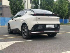Lynk & Co Z20 430km RWD Pro - фото 9