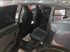 Tesla Model Y rear-wheel drive version - фото 7