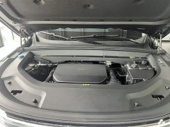 Li Auto Ideal L8 Max - фото 6