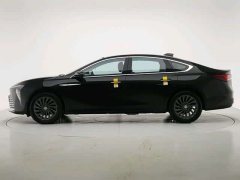 Buick LaCrosse 28T Platinum Edition - фото 3