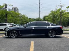 BMW 7 Series 2021 740Li Leading M Sports Package - фото 7