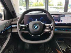BMW i5 eDrive 35L Exclusive M Sports Package - фото 13