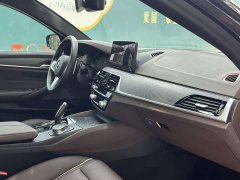 BMW 5 Series 530Li Leading M Sports Package - фото 15