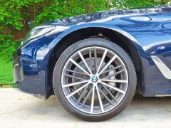 BMW 5 Series 530Li Leading M Sports Package - фото 6