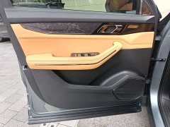 Lynk & Co 09 EM-P 2021 2.0T PHEV Ultra 7-Seater - фото 15