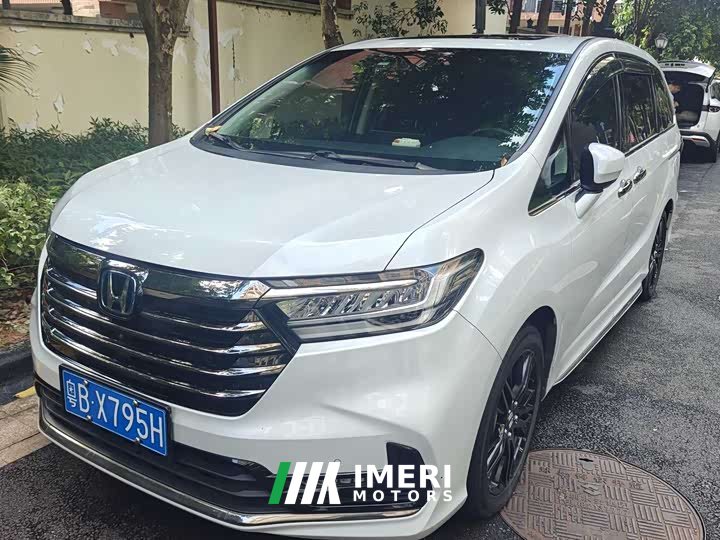Honda Odyssey 2.0L e:HEV Sharp Supreme Edition