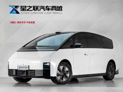 Li Auto Ideal MEGA Home Family Special Edition - фото 1