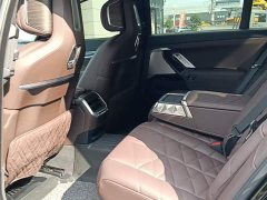 BMW 7 Series 2023 740Li M Sport Package - фото 9