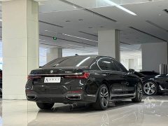 BMW 7 Series 2021 730Li M Sports Package - фото 15
