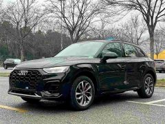 Audi Q5L 40T luxury and dynamic - фото 1