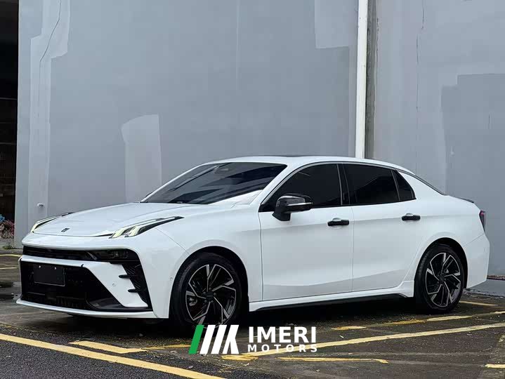 Lynk & Co 03 2.0TD DCT Halo - автомобиль из Китая