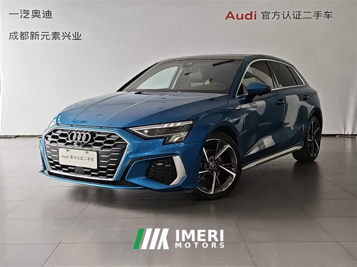 Audi A3 Sportback 35 TFSI stylish and sporty - автомобиль из Китая