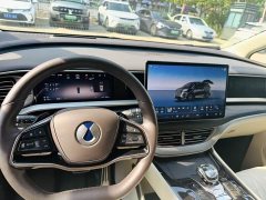 Denza D9 DM-i smart driving version 1020 four-wheel drive flagship - фото 12