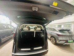Denza D9 DM-i smart driving version 1020 four-wheel drive flagship - фото 6