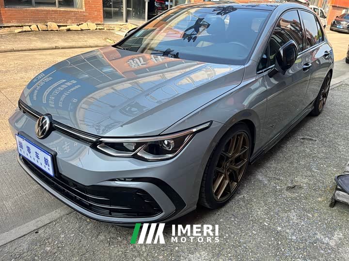 Volkswagen Golf 2023 280TSI DSG R-Line - автомобиль из Китая