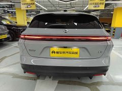 NIO ET5T 75kWh Touring - фото 4