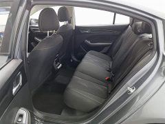 BMW Roewe i5 2021 1.5L CVT Platinum Edition - фото 15